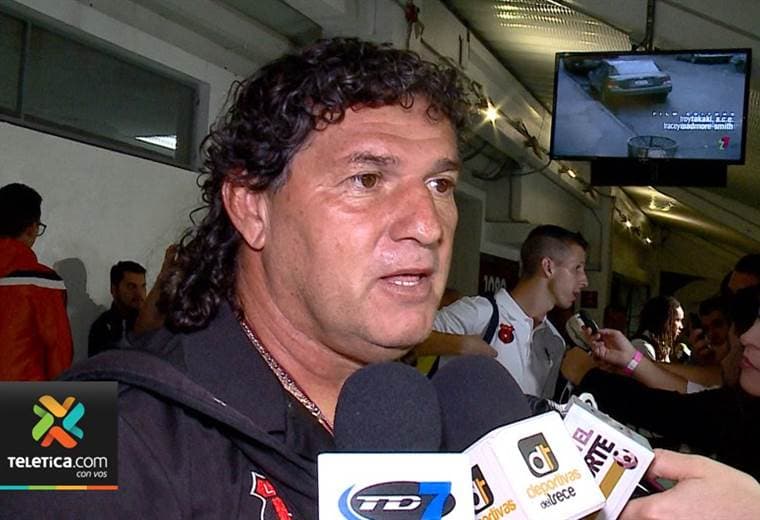 Mauricio Montero no se guardó nada y criticó el mal momento de Alajuelense