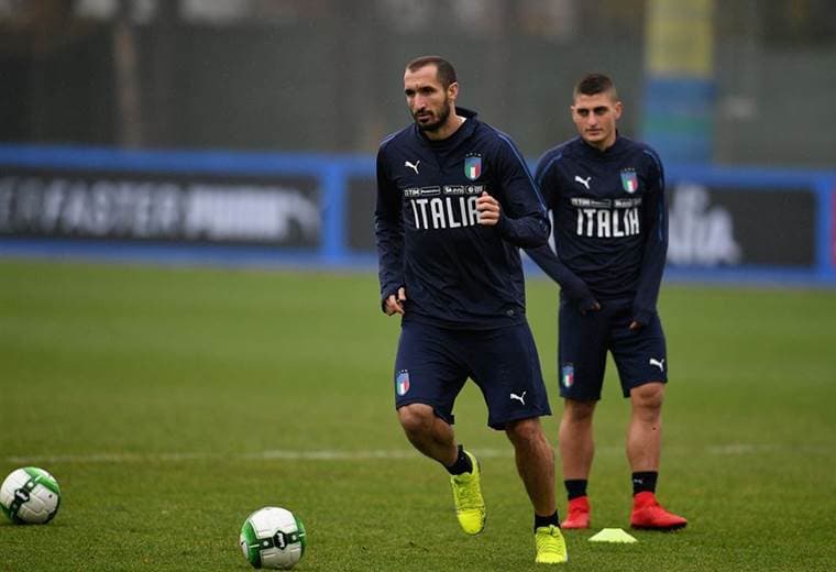 Giorgio Chiellini y Marco Verratti, jugadores de la selección de Italia.|FIGC en Facebook