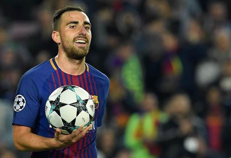 Paco Alcácer, delantero español del FC Barcelona. 