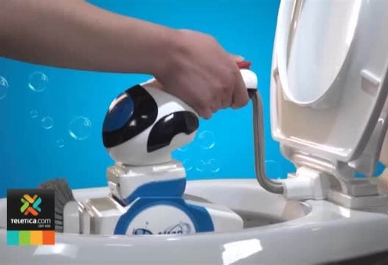 Robot portátil realiza la limpieza del baño en cinco minutos