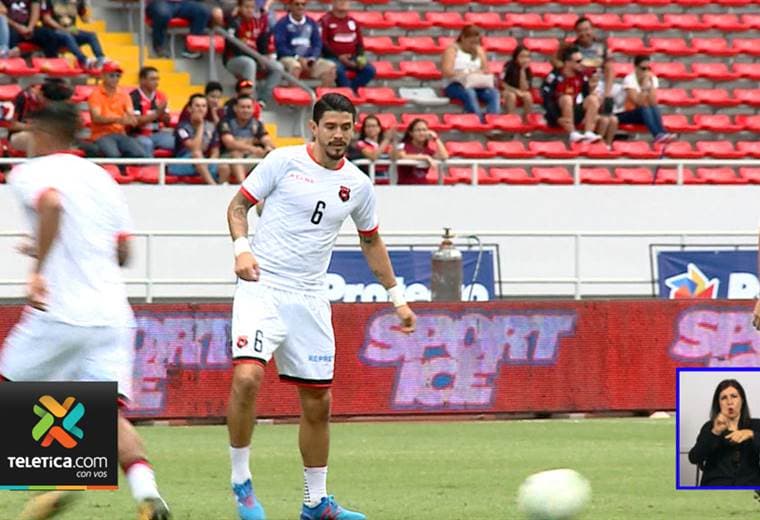 Cuatro jugadores no faltan en las alineaciones del técnico Nicolás Dos Santos