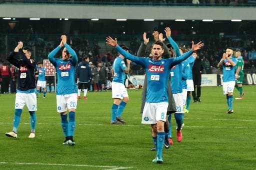 El Nápoles goleó a la Lazio y sigue líder de la Serie A. AFP