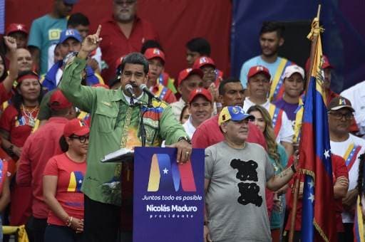 Maradona junto al presidente de venezuela Nicolás Maduro.|AFP