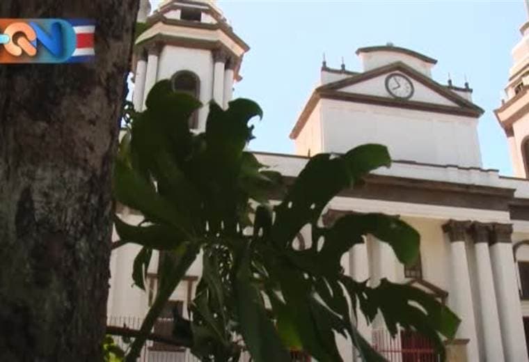 Llegamos al pueblo de los mangos, manudos, erizos y sobretodo de los apodos. Se trata del cantón central de Alajuela, aquí estaremos durante la semana para mostrar sus personajes, historias, curiosidades y destinos turísticos. ¿Nos acompaña?