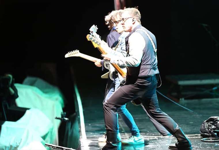 Con estas fotos Weezer y Foo Fighters recordaron su concierto en Costa Rica