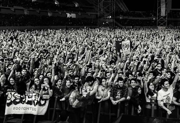 Con estas fotos Weezer y Foo Fighters recordaron su concierto en Costa Rica