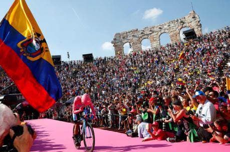 Richard Carapaz se consagró campeón del Giro de Italia en Verona | AFP