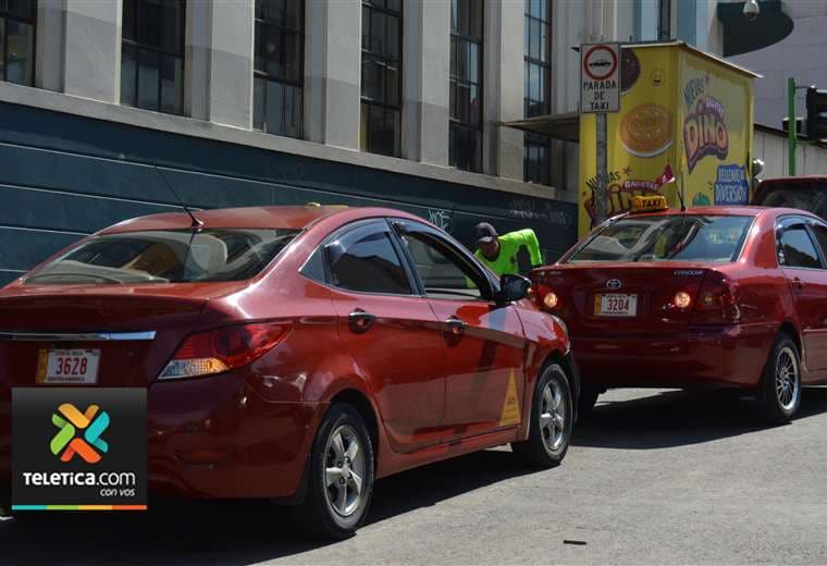 ¡Pronto será más barato viajar en taxi! Aresep aprueba rebaja en el servicio