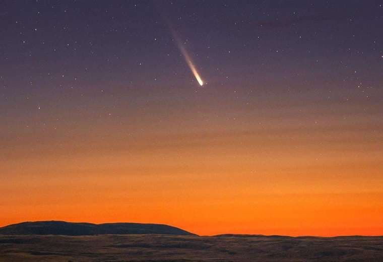 El "cometa del siglo" que es visible desde la Tierra y no volverá a verse en 80.000 años