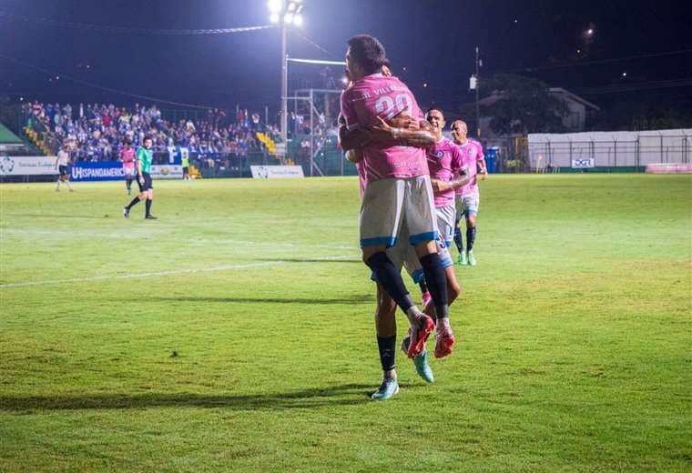 Santa Ana llena de dudas el presente de Cartaginés