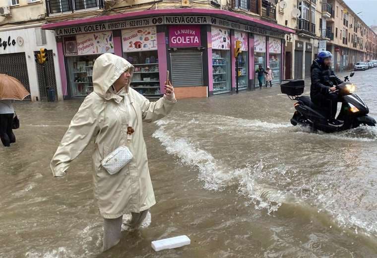 España en alerta por nueva DANA que está causando inundaciones en costa mediterránea