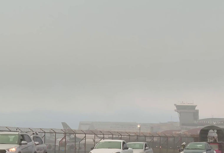 Niebla paraliza Aeropuerto Juan Santamaría: 52 vuelos cancelados o desviados