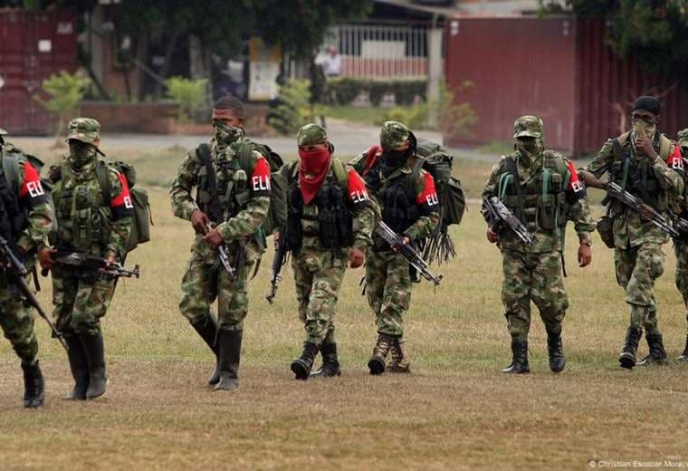 Gobierno de Colombia y ELN retomarán proceso de paz