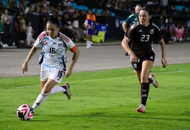 Sele Femenina cae goleada ante México