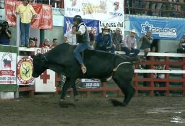 Verano Toreado - Monta - El Comander