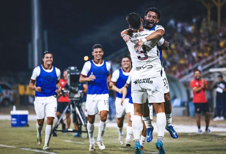 Foto prensa Alajuelense