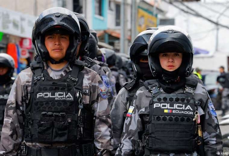 Cientos de policías custodiarán a candidatos presidenciales de Ecuador