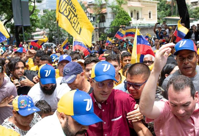 Orden judicial quita a oposición venezolana control de uno de sus mayores partidos