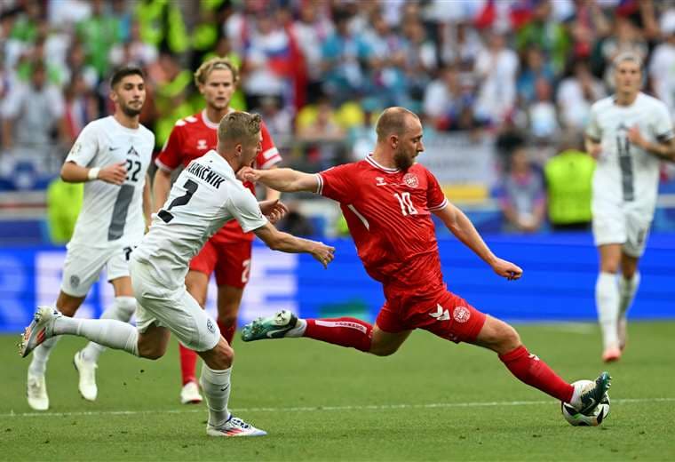 Dinamarca y Eslovenia firman el primer empate de la Euro