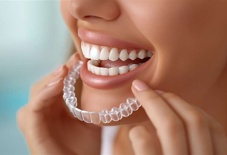 ¿Cuáles cuidados debe seguir una vez que termina su tratamiento de ortodoncia?