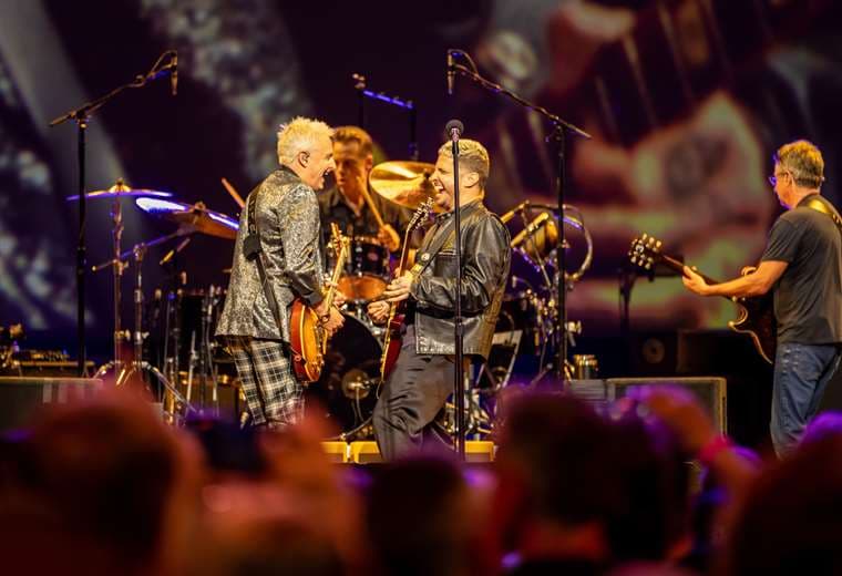 Pearl Jam cancela conciertos en Berlín tras problemas con la voz de Eddie Vedder