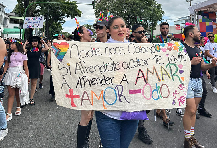 Marcha de la Diversidad 2024, fotografias compartidas por la periodista Nayuribe Vargas