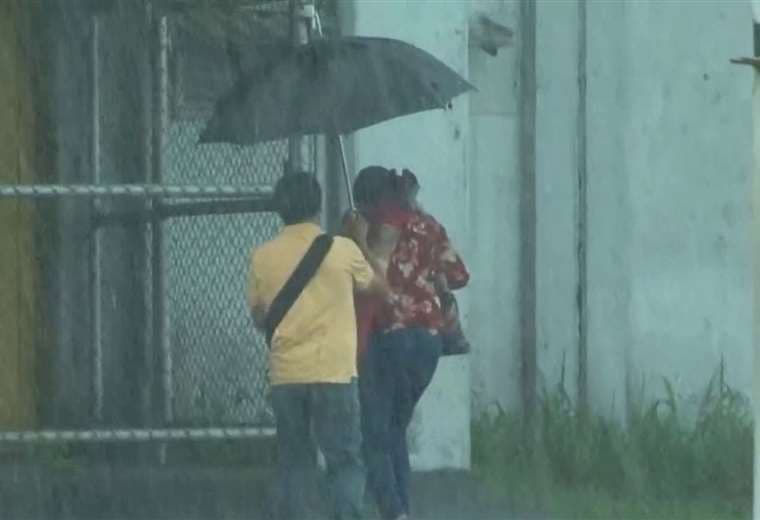 Cañas, San José y Cartago registran récord de lluvias durante este mes