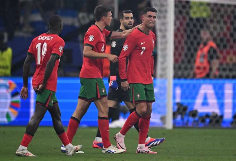 Portugal cierra filas en torno al criticado Cristiano Ronaldo