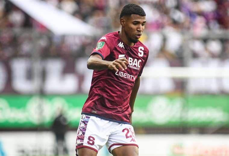 Oficial: Gerald Taylor jugará con el Hearts de Escocia