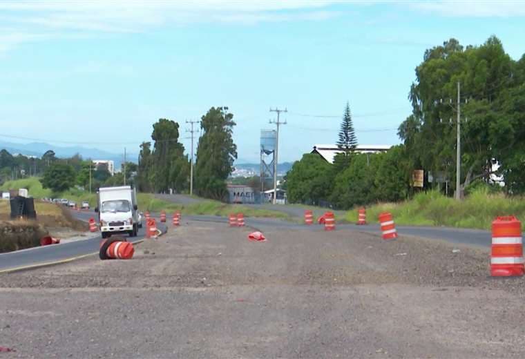 Tribunal suspende decreto que traslada rutas nacionales a municipalidades