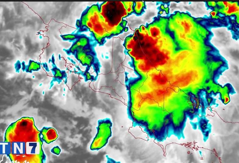 Paso de onda tropical reforzará lluvias en Valle Central y Pacífico desde esta noche