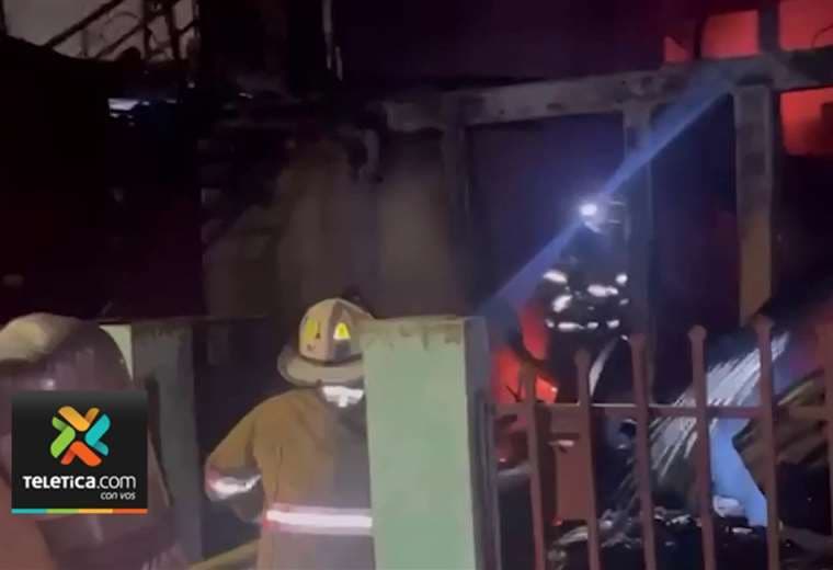 Incendios en San José y Alajuela dejaron dos heridos durante este fin de semana