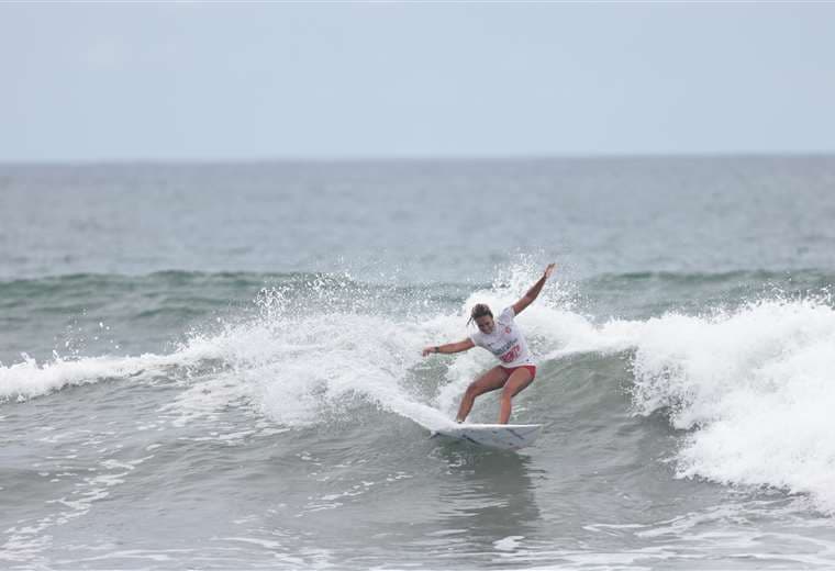 Erika Berra y Malakai Martínez se coronan como campeones del Circuito Nacional de Surf