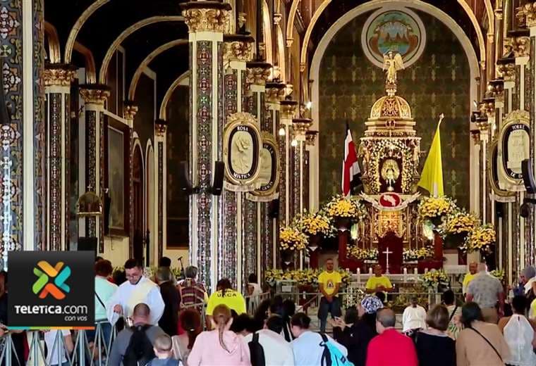 Iniciaron las celebraciones oficiales en honor a la Virgen de los Ángeles