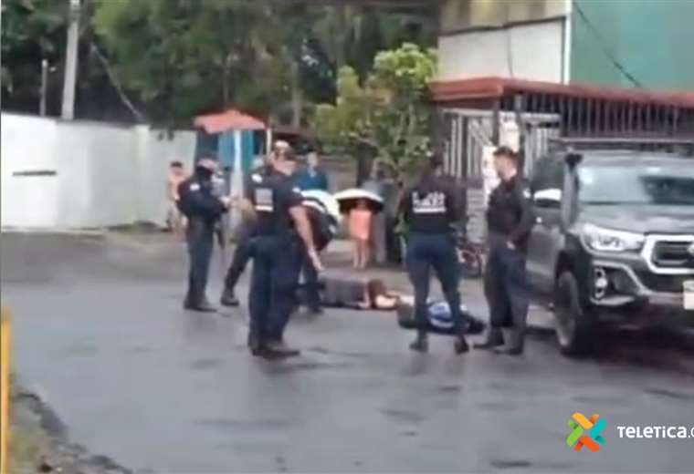 Balacera en frustrado asalto deja dos heridos graves en Alajuela