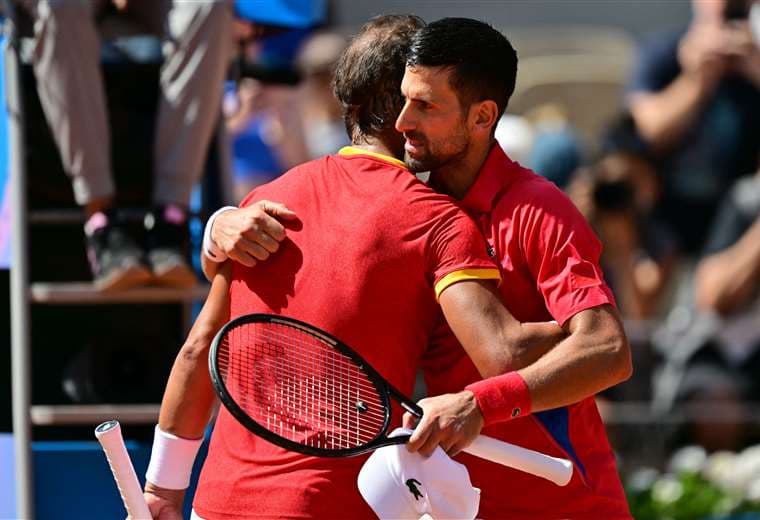 Rafa Nadal y Novak Djokovic. AFP