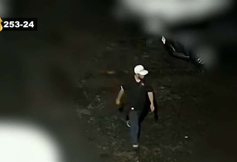 Video: OIJ busca a este hombre por robo de pick-up en iglesia de Guápiles