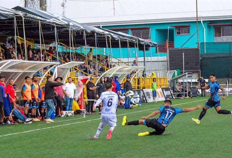 Santa Ana y Pérez Zeledón empatan sin goles