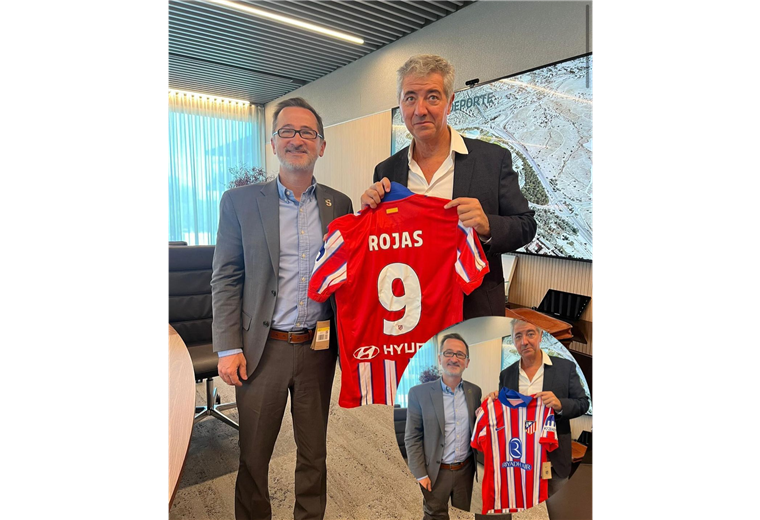 Juan Carlos Rojas compartió con importante figura del Atlético de Madrid