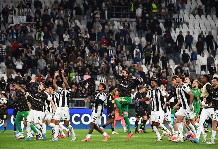 Juventus sube el telón de la Champions con un recital ante el PSV