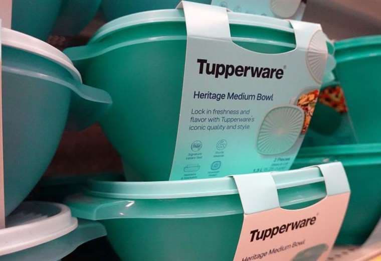 Cómo se derrumbó Tupperware, la histórica marca de recipientes de comida