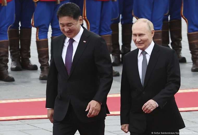 Putin "sin preocupación" en Mongolia, pese a orden de arresto de Corte Penal Internacional