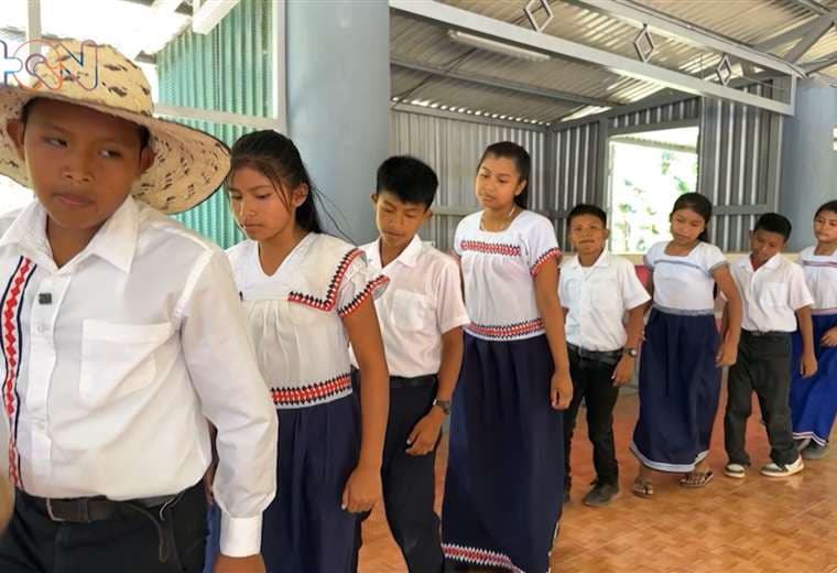 ‘Jeguí’: un baile ancestral que mantiene viva la cultura ngäbe en el sur de Costa Rica