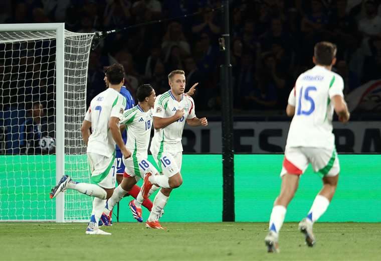 Italia derrota a Francia en el Parque de los Príncipes