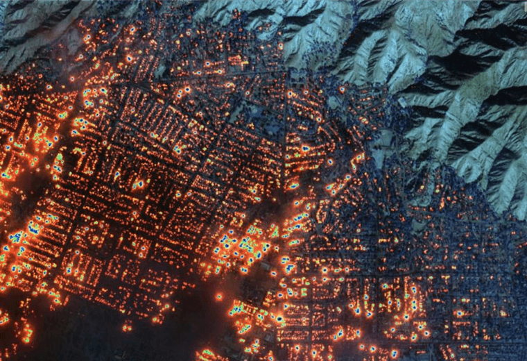 Antes y después: Imágenes muestran devastación causada por incendios en Los Ángeles