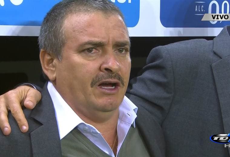 Óscar Ramírez sobre la lesión de Christian Bolaños: 'Ojalá el tiempo nos ayude'