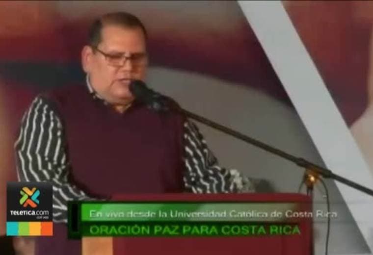 TSE ordena a curas y pastores abstenerse de usar púlpitos para inducir voto a favor de un candidato