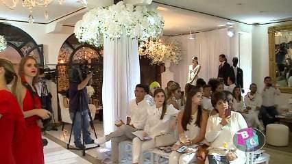 Esta es la novia del entrenador Hernán Medford y aquí se la presentamos