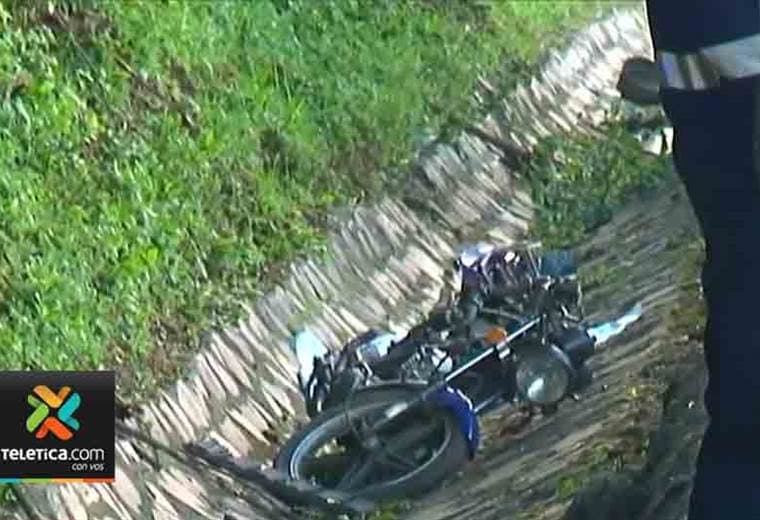 Motociclista fallece en la General Cañas tras ser atropellado por chofer en estado de ebriedad