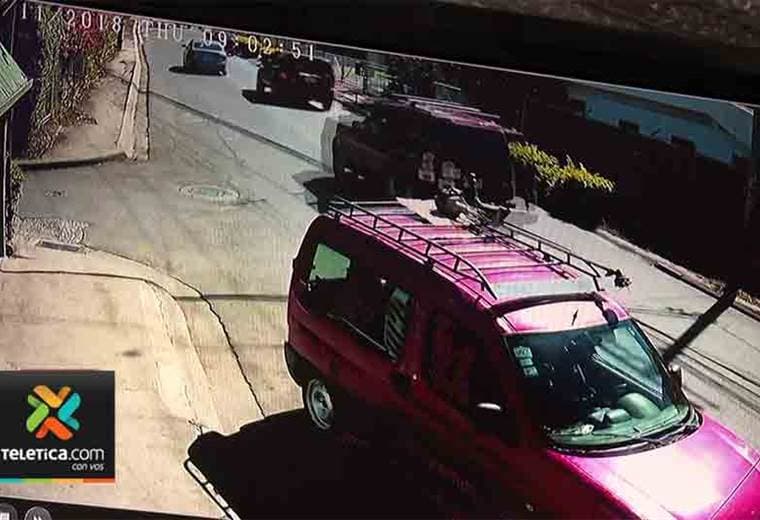 Videos de vigilancia captaron persecución en el caso de menor raptado